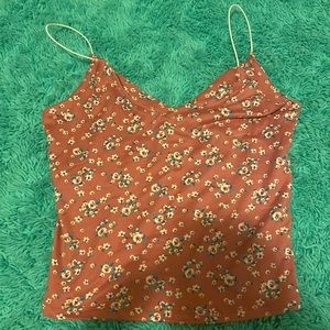 Cute little flower crop tank top. Size small or medium